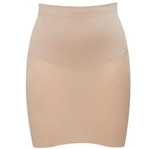 Spanx Smartgrip Slips, Half Slip Size Medium